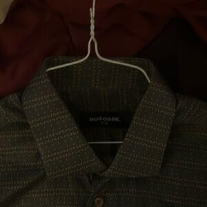 Men's short sleeve buttoned shirt